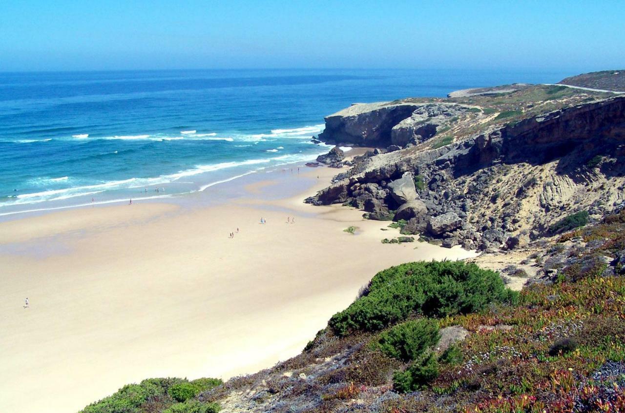 Monte Clerigo - Aljezur - Apartamento T2 Экстерьер фото