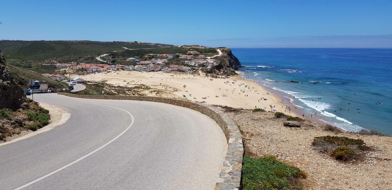 Monte Clerigo - Aljezur - Apartamento T2 Экстерьер фото